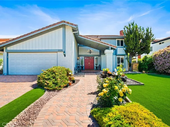 2528 Larkwood Dr, Fullerton, CA 92833