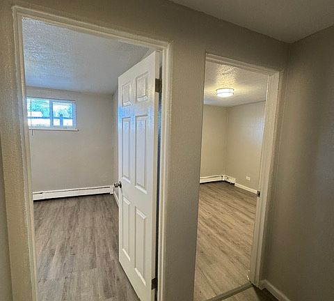 4th image of 1231 Yosemite St #102