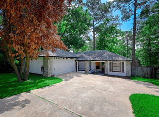 147 Thunderbird Dr, Conroe, TX 77304