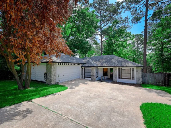 147 Thunderbird Dr, Conroe, TX 77304