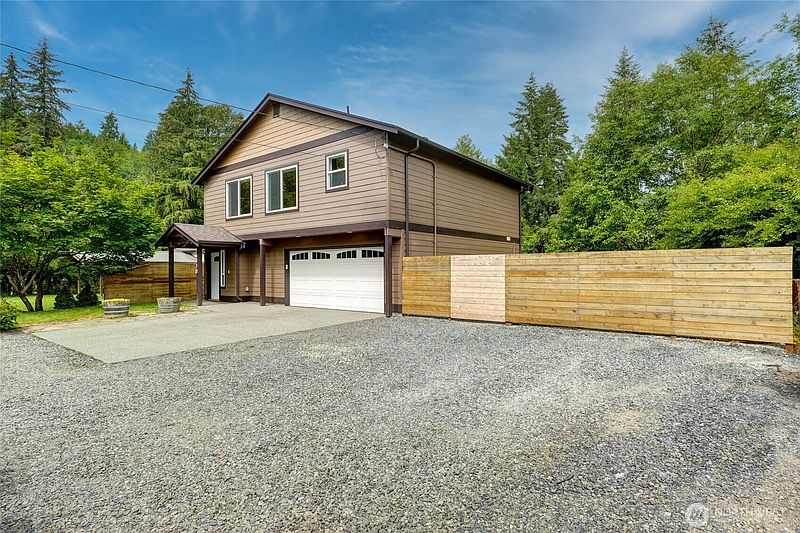 2nd image of 16330 Dogwood Lane