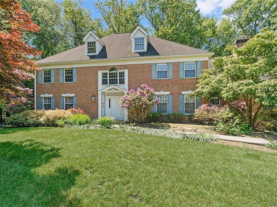 1st image of 9 Deforest Court
