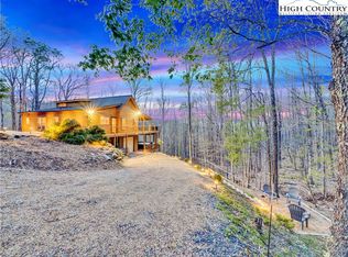 103 W Blueberry Ln, Banner Elk, NC 28604