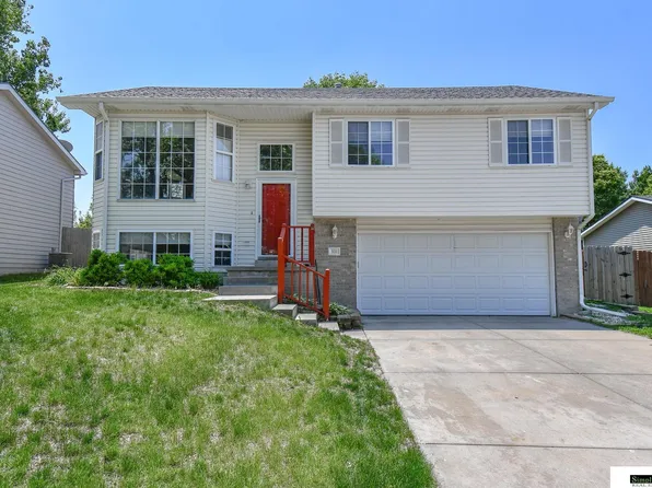 531 W Carrine Dr, Lincoln, NE 68521
