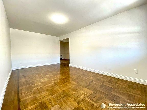 2nd image of 1016 E 213th St #1