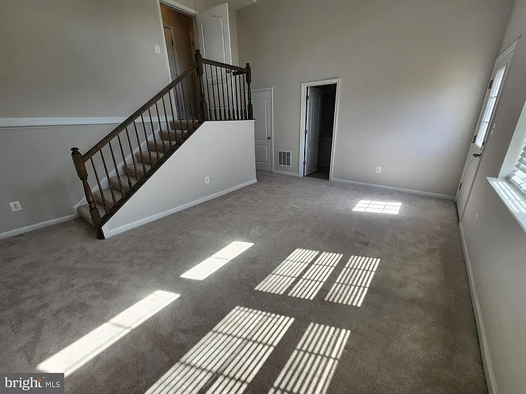 12 Stafford Pl — Photo 13