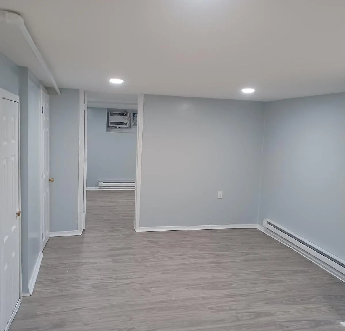 5305 Akron St — Photo 1