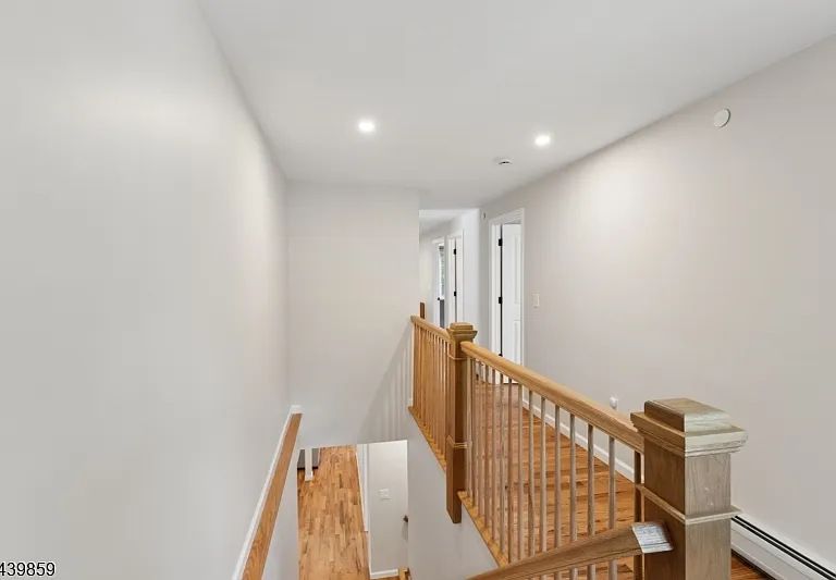 12 Forest Ave — Photo 34