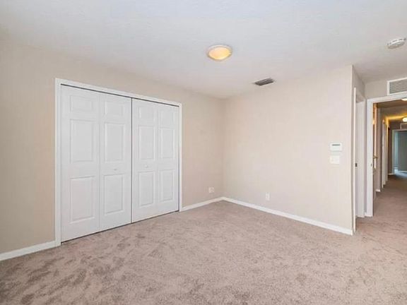 5th image of 9536 Charlesberg Dr