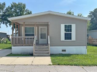 21 Leonard Ave #21L, Indianola, IA 50125