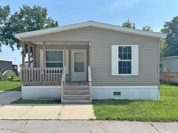 21 Leonard Ave #21L, Indianola, IA 50125