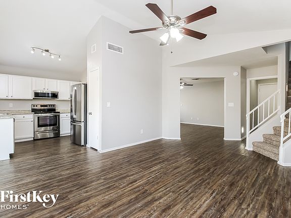 5th image of 3112 E Michigan Ave
