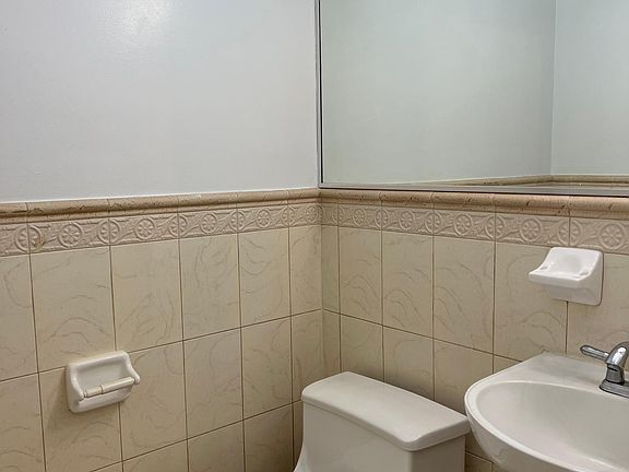 5th image of 11446 Taipei Ct Fl 2