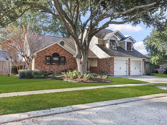 2nd image of 2219 Laurel Valley Dr