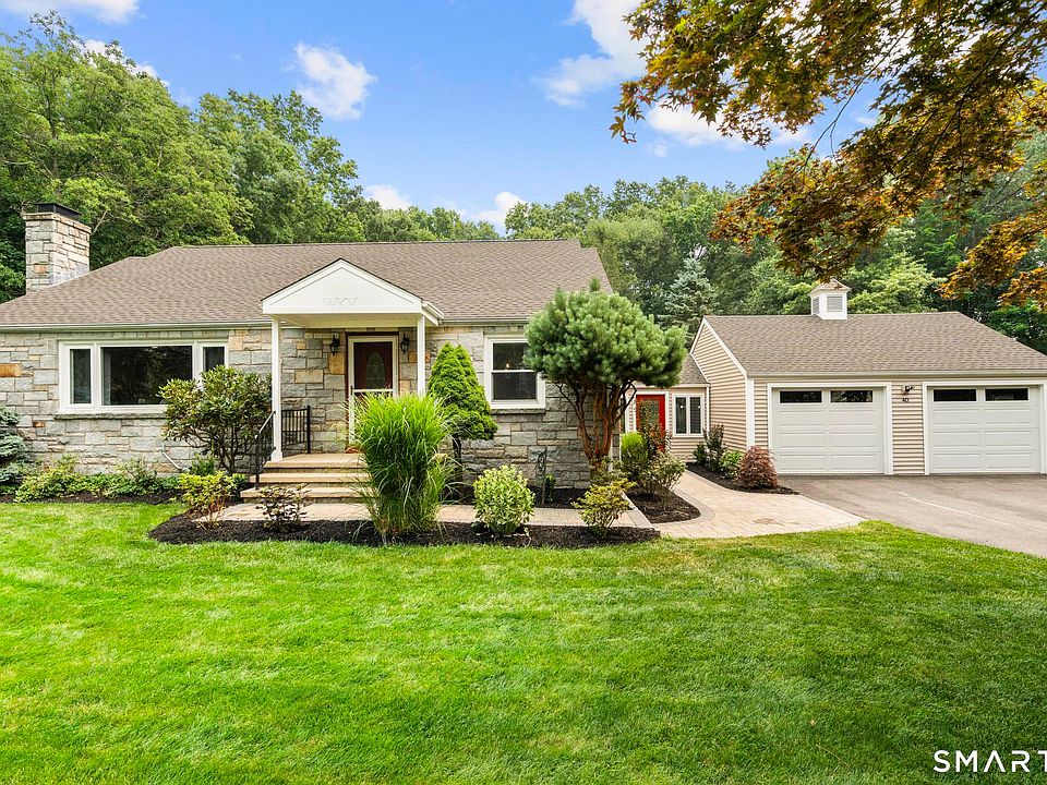1st image of 40 Rolling Ridge Road