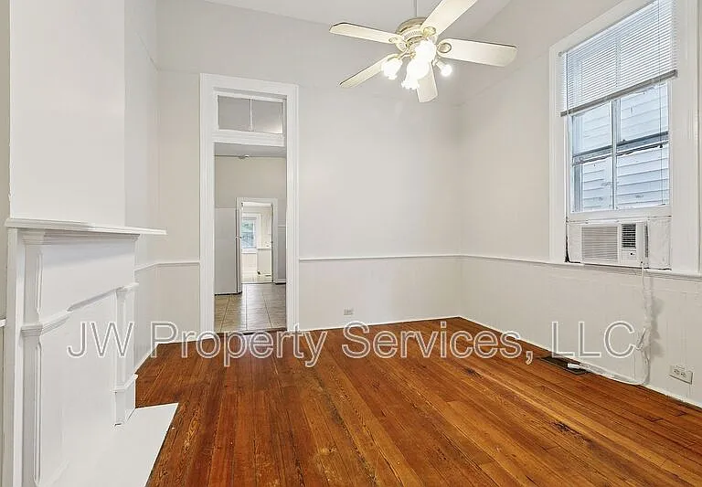 1832 Elysian Fields Ave — Photo 5