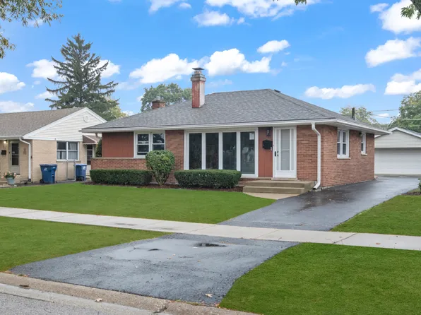 773 E Lincoln Ave, Des Plaines, IL 60018