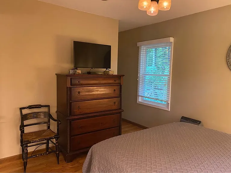 710 Pine St — Photo 18