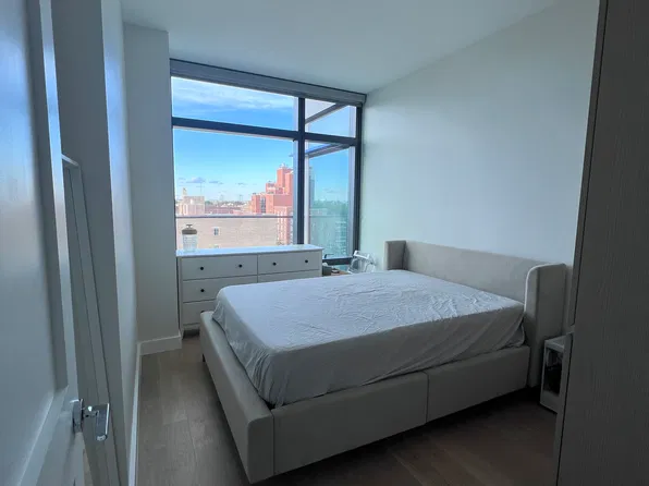 38-20 Parsons Boulevard #721, photo 2