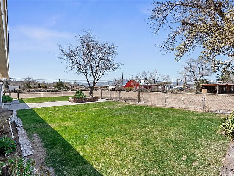11375 Heartpine St — Photo 15
