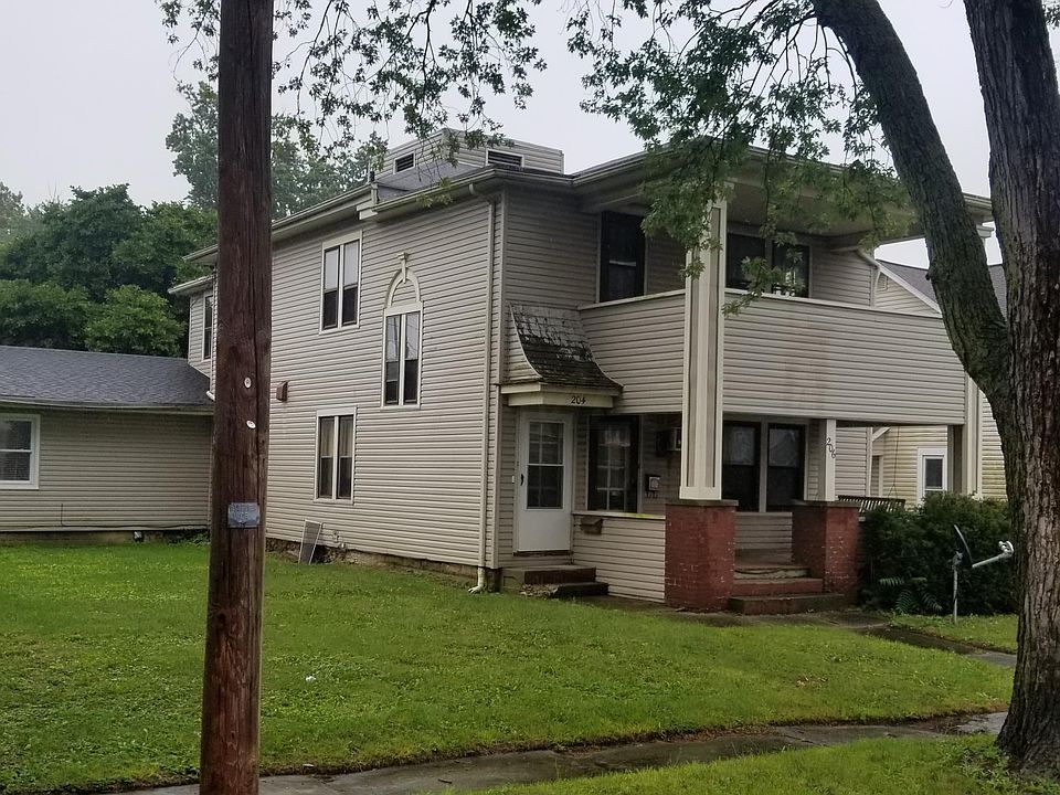 1st image of 204-206 S High St