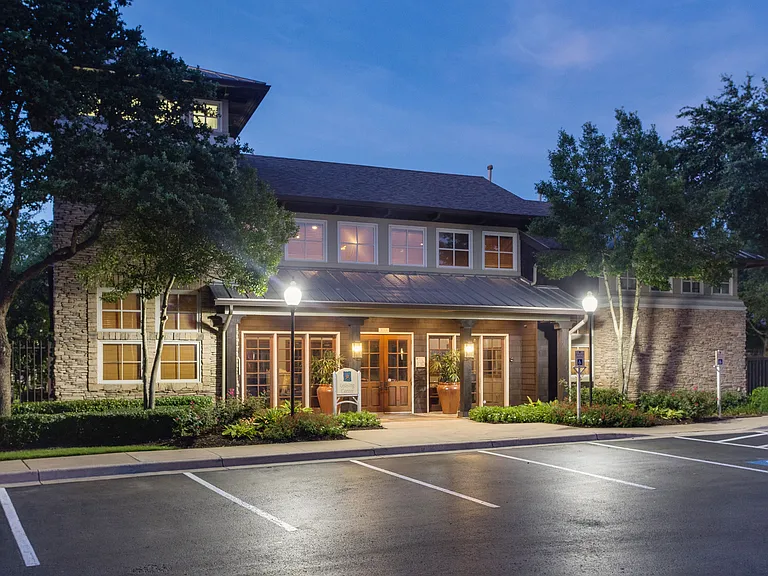 Highlands Hill Country — Photo 12