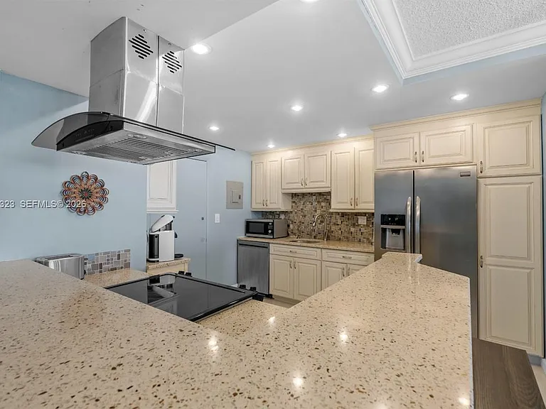 2100 S Ocean Ln #1704 — Photo 13