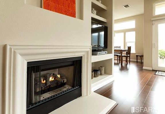 5th image of 133 Rock Wren Ln