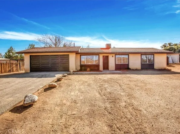 56205 Navajo Trl, Yucca Valley, CA 92284