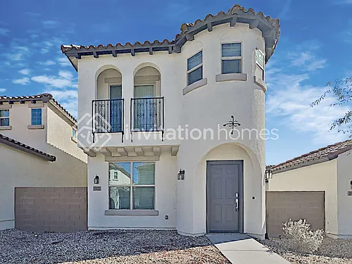 2922 N Athena Photo 1