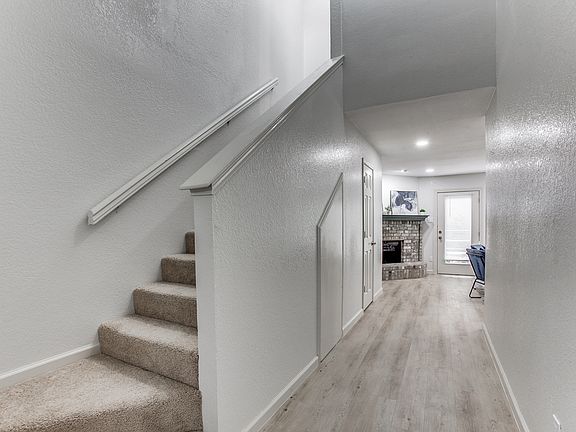 2nd image of 1229 Forest Cove Ln