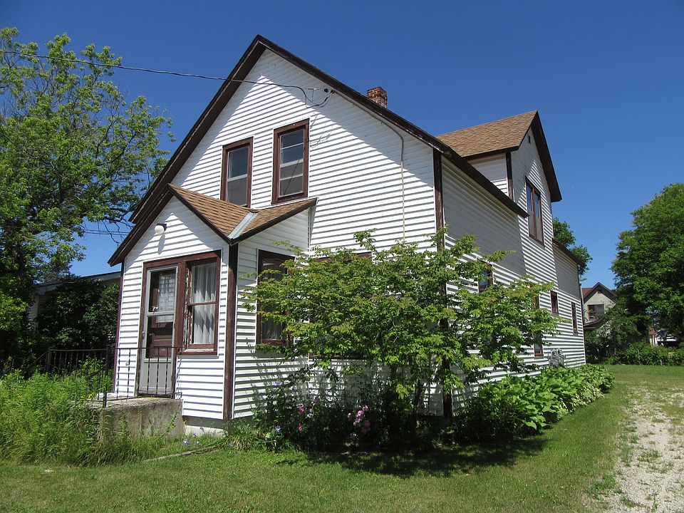 1st image of 732 Manistique St