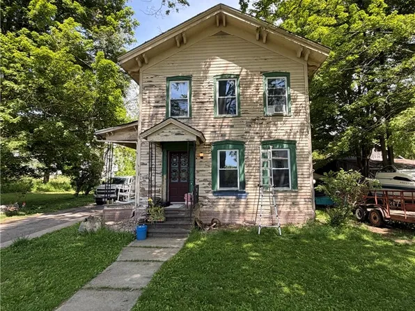 1 Maple St, Smyrna, NY 13464