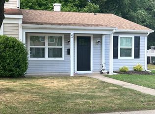 5 Riverview Pl, Willingboro, NJ 08046