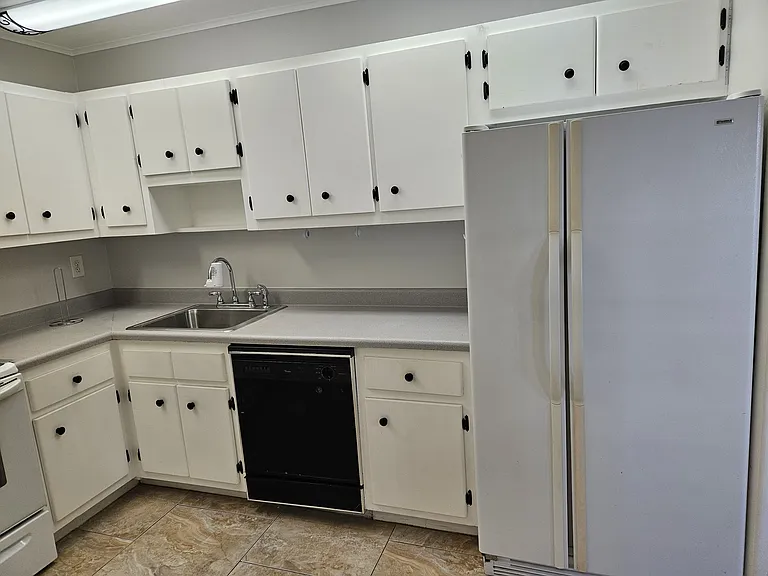 245 Center Rd #207 — Photo 19
