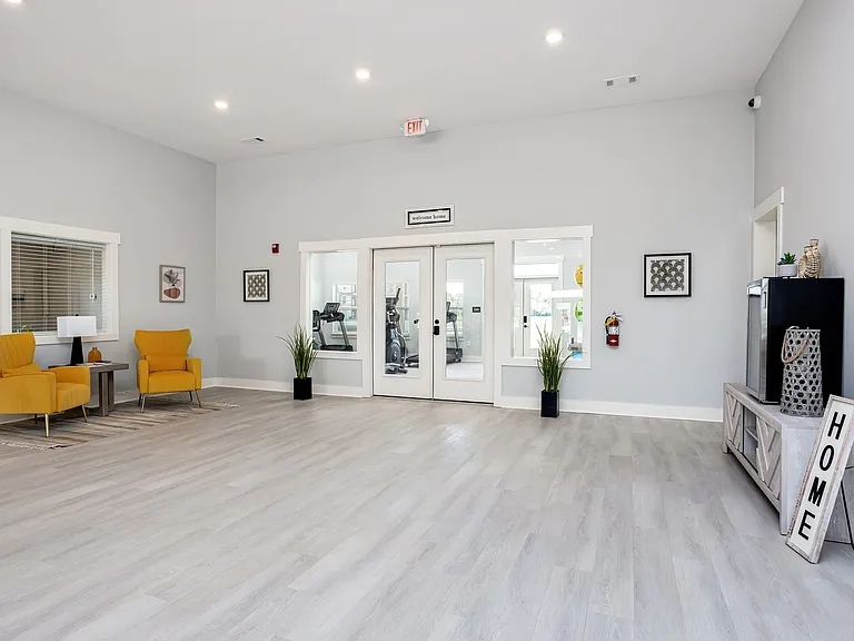 Joy Park Luxury Apartments — Photo 13