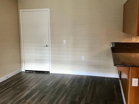 3rd image of 21285 Twining Ave
