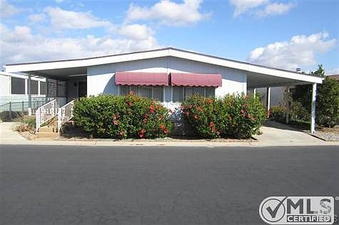 1st image of 121 Poinsettia Gardens Dr