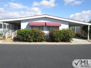 121 Poinsettia Gardens Dr, Ventura, CA 93004