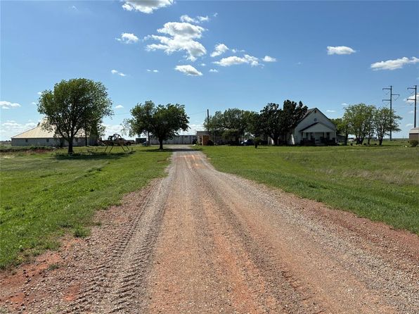 27582 N 2840th Rd, Okarche, OK 73762