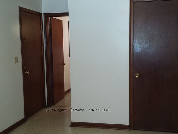 access to garage & laundry/half bath off of kitchen