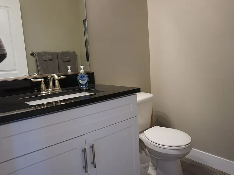 719 E Ryder Park Ln — Photo 10