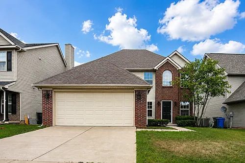 565 Wellington Gardens Dr Photo 1