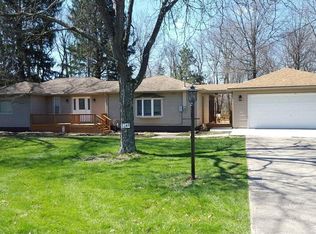 3348 Lewis Seifert Rd, Hubbard, OH 44425