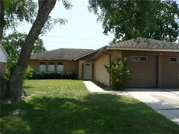 2nd image of 14247 Montaigne Dr