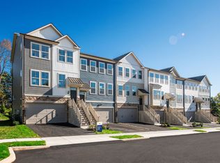 108 Beacon Ct, Royersford, PA 19468