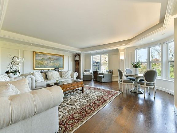 4th image of 300 Boylston St Unit 502