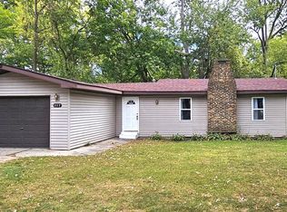 1117 Island Dr, Shelby, IN 46377