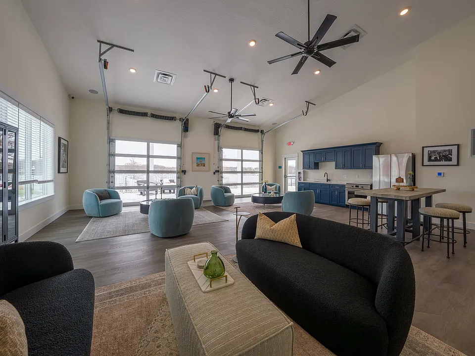 Elevate your lifestyle at VC Park Apartments with stylish interiors and spacious lounge areas designed for relaxation and social gatherings. Enjoy modern amenities and a vibrant atmosphere. Schedule a tour today to see your new home!