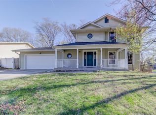 2 Blackstone Ct, Saint Charles, MO